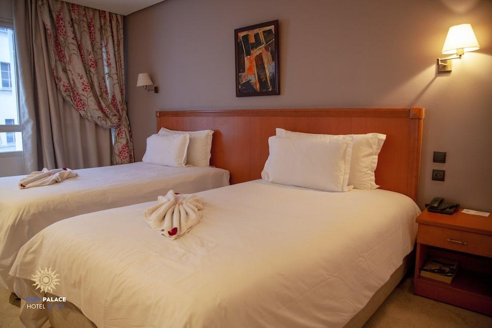 Oum Palace & Hotel Casa Blanca