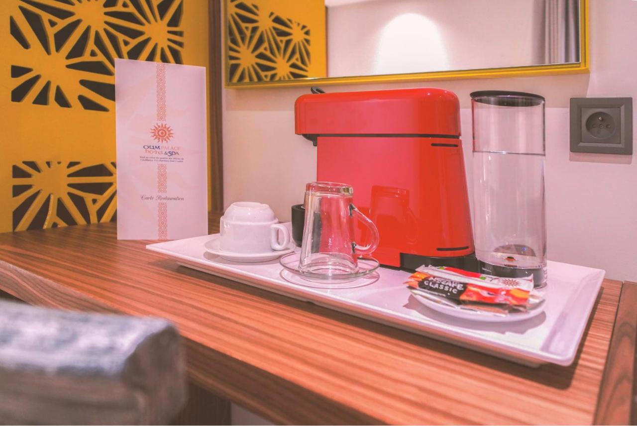 Hotel Oum Palace & 4*