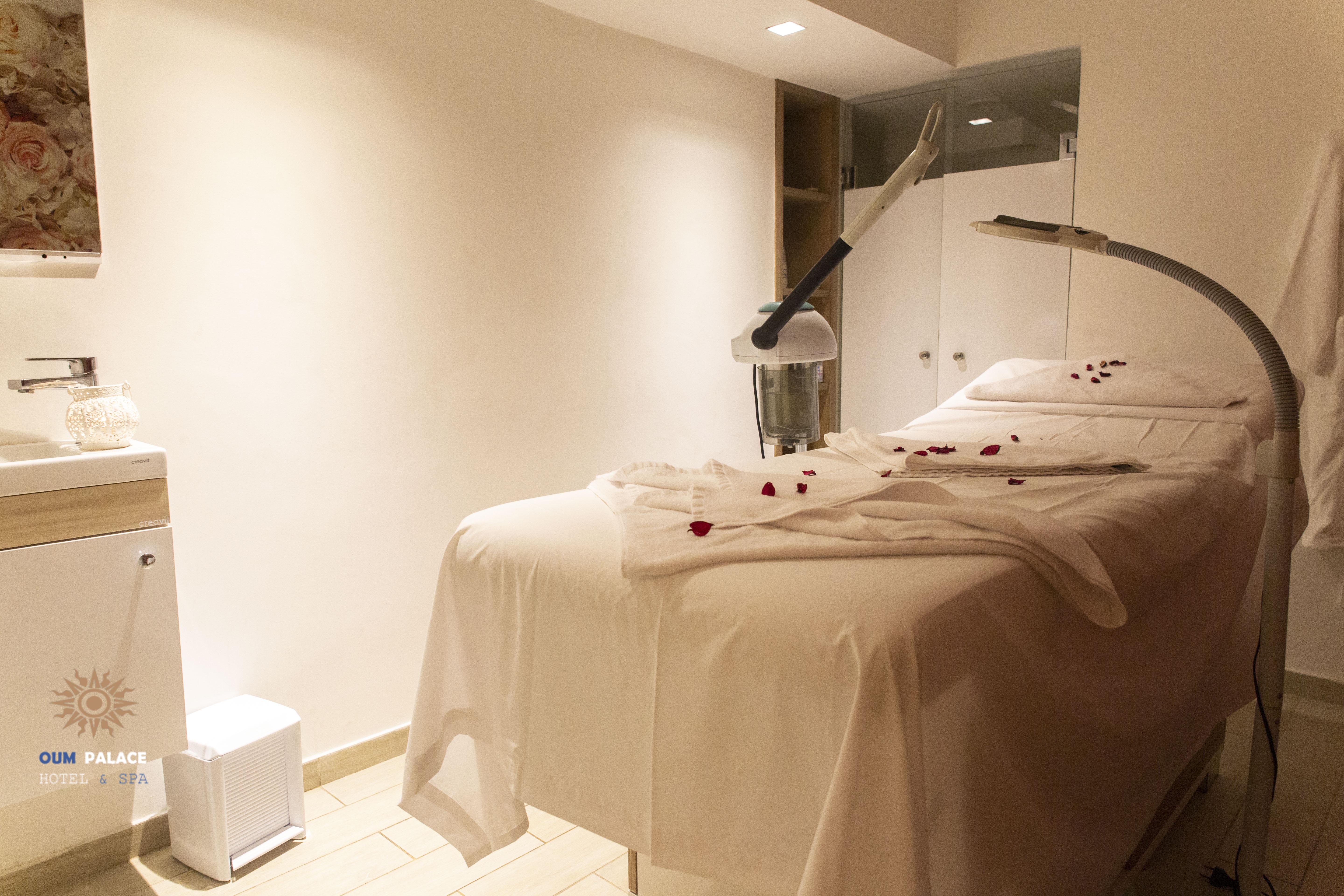 Oum Palace & Hotel Casa Blanca