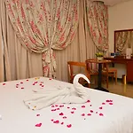 Oum Palace Hotel & Spa