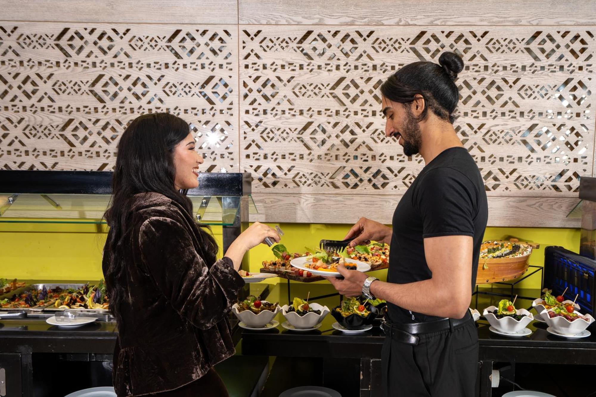 Oum Palace & Hotel Casa Blanca